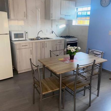 Cozy 1-Bedroom Apartment Close To City Center Willemstad Luaran gambar