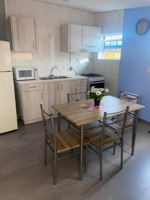 Cozy 1-Bedroom Apartment Close To City Center Willemstad Luaran gambar